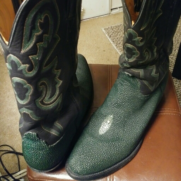 lucchese stingray boots
